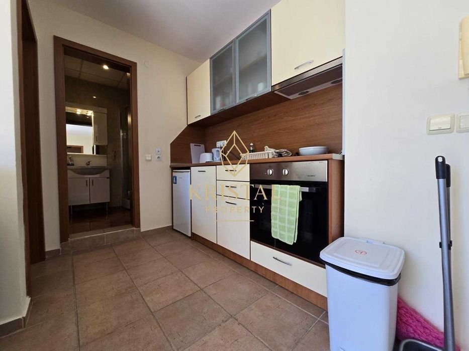 Продава се Тристаен апартамент в к.к. Слънчев бряг - 65 кв.м за 1154 €/кв.м - Снимка #4