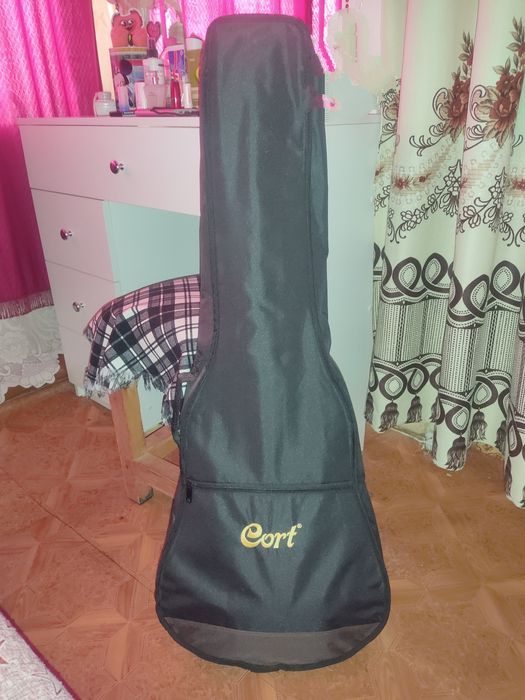 Трансаккустическая гитара Cort