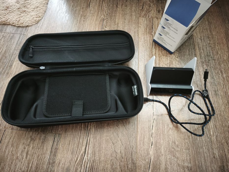 PS Portal оригинален калъф и докинг станция