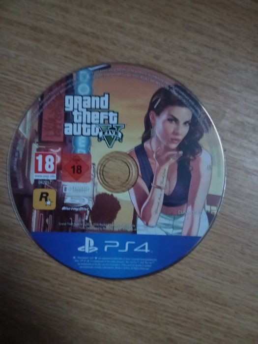 PlayStation 4 PS4 – 500 GB + 1 controller + 6 jocuri complete + 2 demo