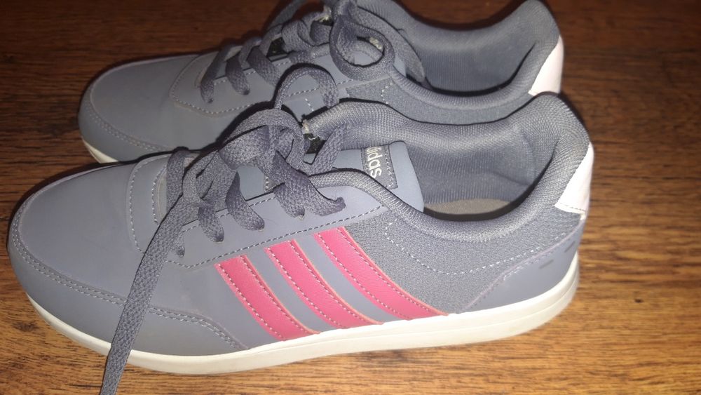 Маратонки Adidas 37 номер