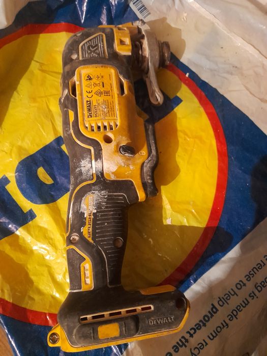 Devalt multifunctiona