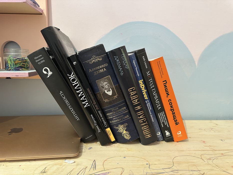 Хорошие книги известных писателей