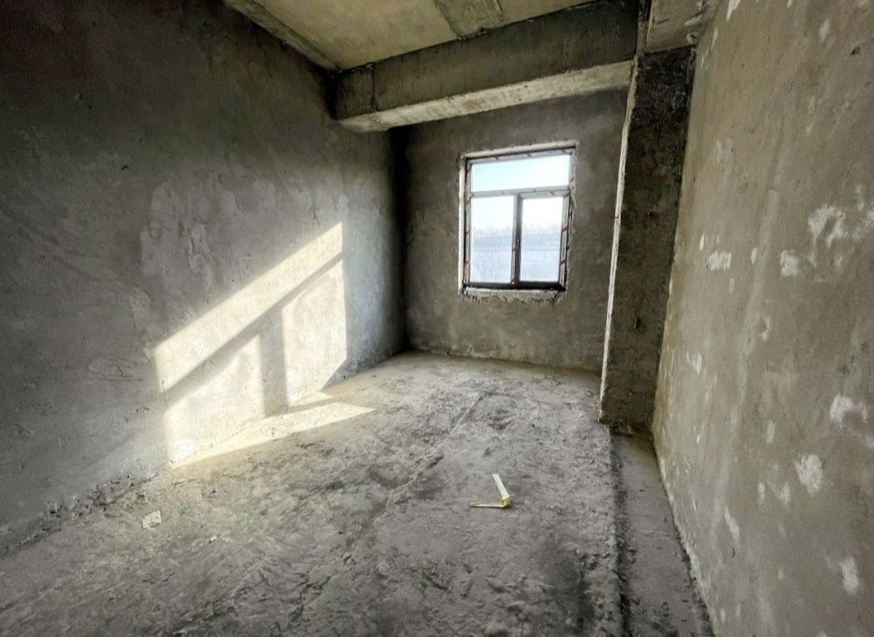 Продаётся на Карасу-6 2ком новостройка