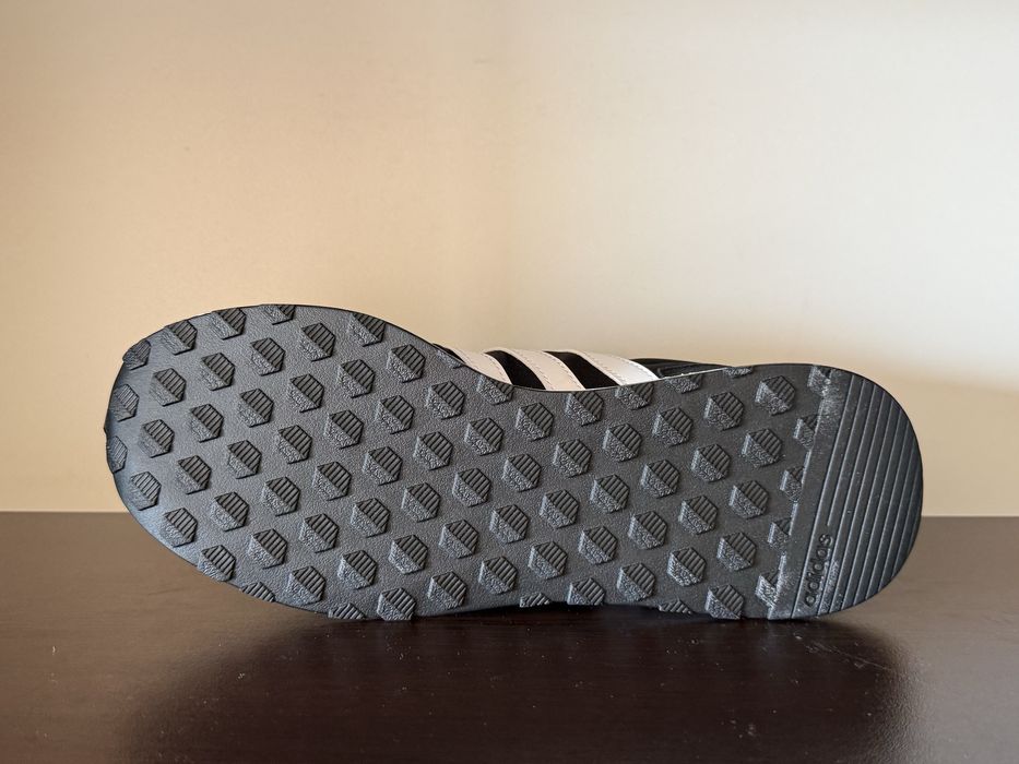 adidas Run 60s 2.0/ 42.5номер 27см Стелка Нови с Кутия