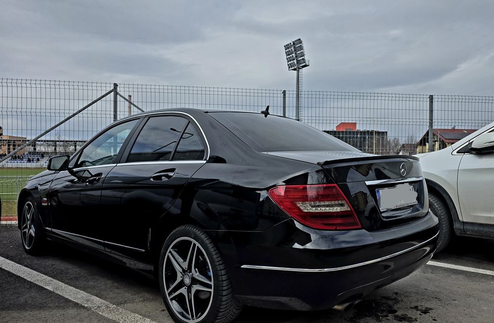 Vand sau schimb Mercedes C class - facelift - euro 5 -2011