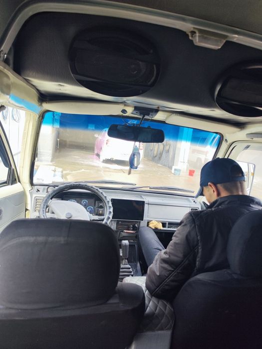 Damas srochno sotiladi