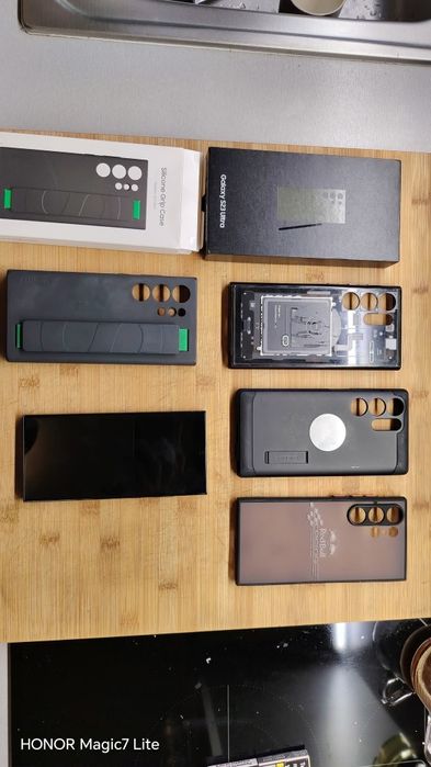 Здравейте! Продавам Samsung Galaxy S23 Ultra 12/512 GB, Green