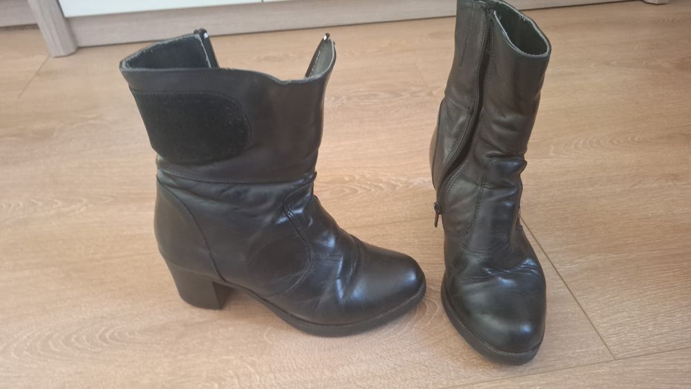 Ghete piele îmblănite mărimea  36