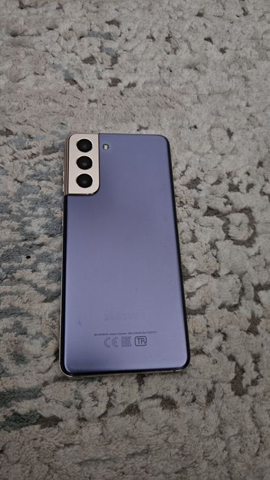 Самсунг S21 8/256гб