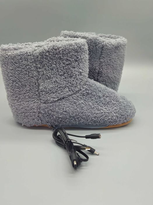 USB електрически отопляеми пантофи– плюшени, до 55°C, размер EU 39-43