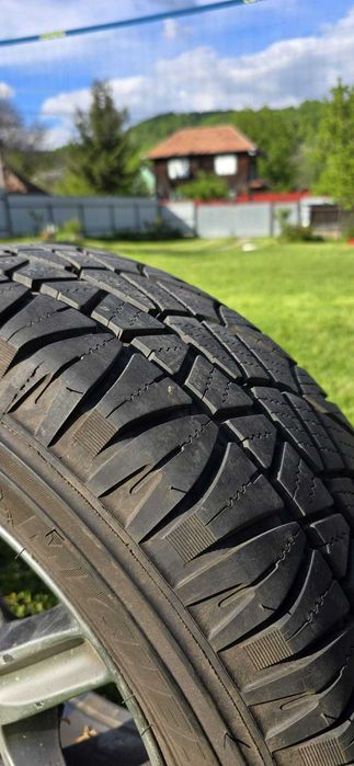 Noi - 1500 lei Oferta 4 Anvelope Michelin Cross 235/60/16. 104H