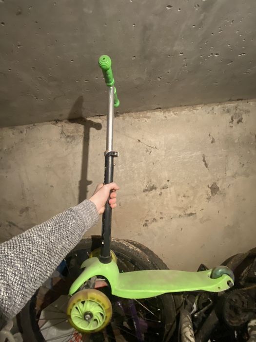 Продам самокат детский