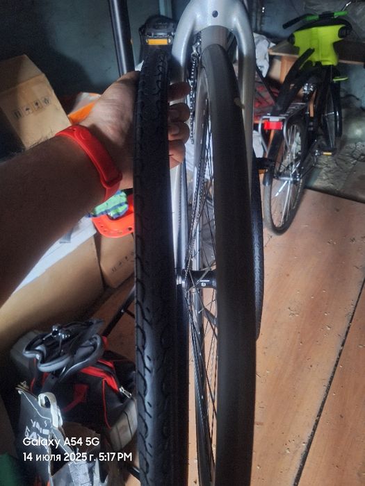 Шоссейный велосипед Erec XM 300