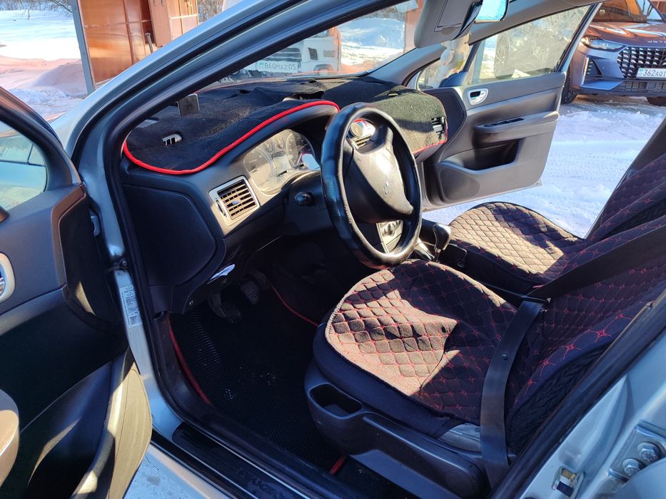 Продам экономичный Пежо 307