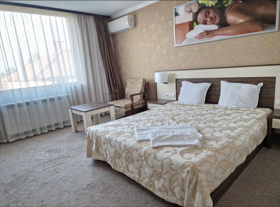 Продава хотел в гр. Павел баня