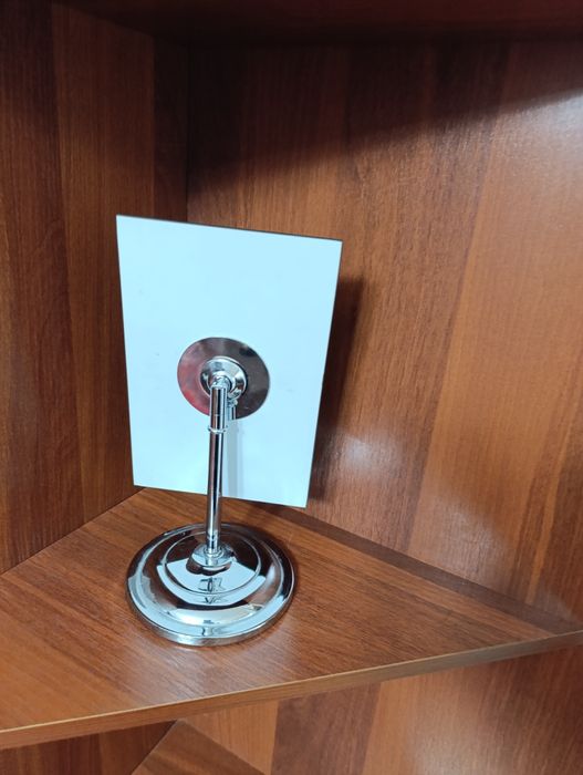 Зеркало настольное