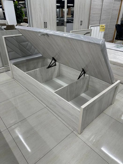 Односпальни кровать по акции