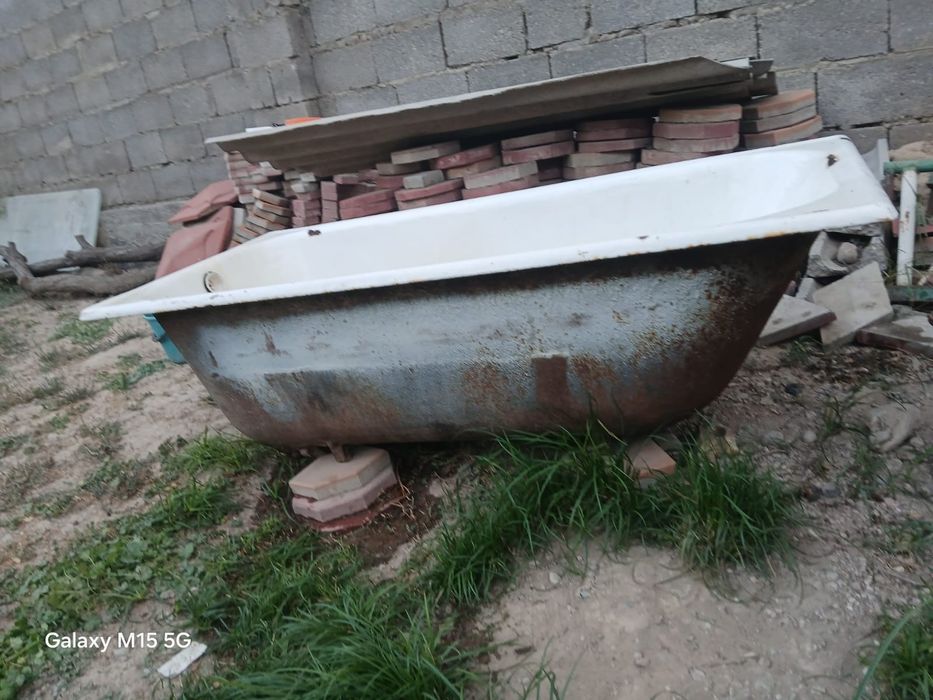 Продам Ванну Тасай