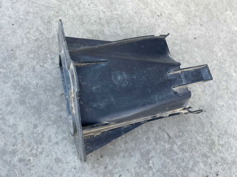 Deflector aer dreapta Bmw seria 5 G30/G31, 6 G32, 8 F91 cod 7394666