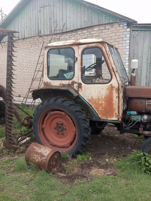 Продам трактора Т-25А и ЮМЗ-6