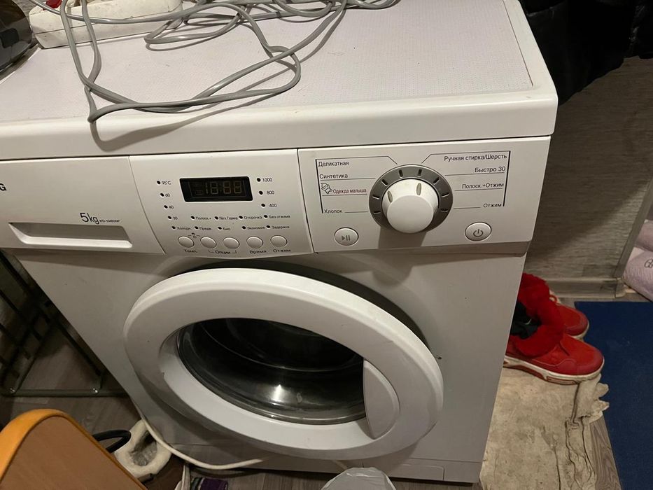 Продам машинку бу хорошом состояние