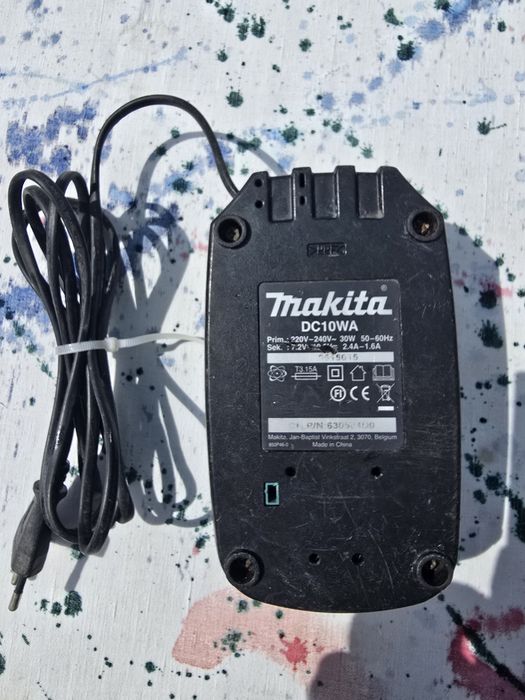 Incarcator makita 10.8 V pentru piese
