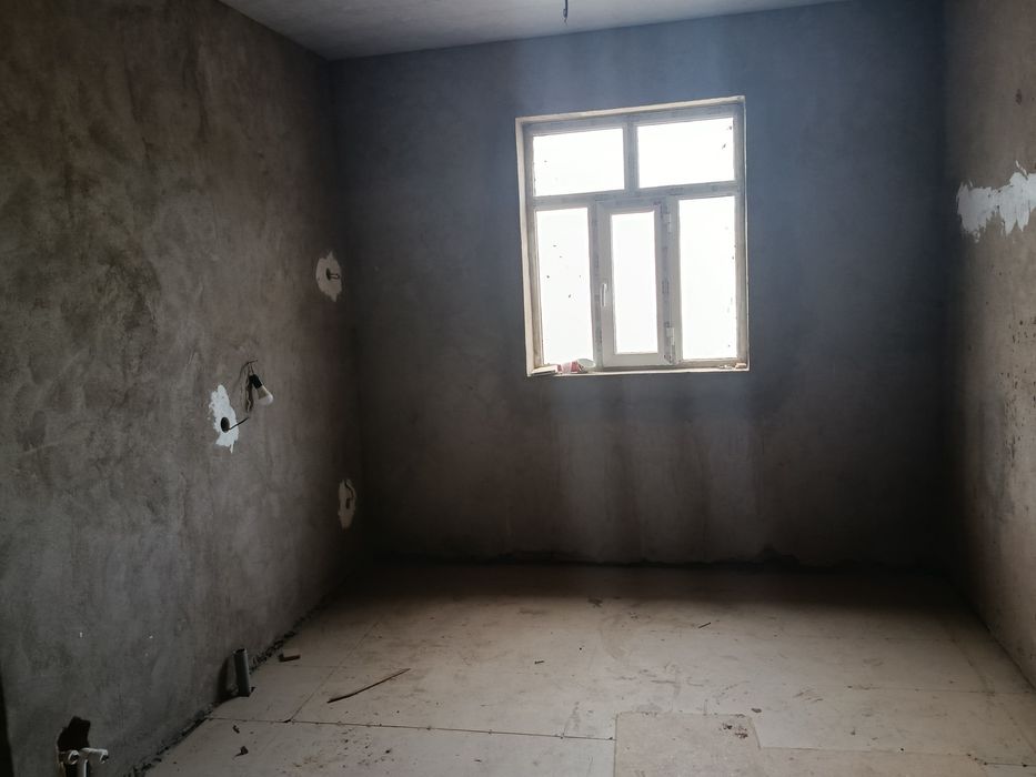 Hovli uy sotiladi 4 honali