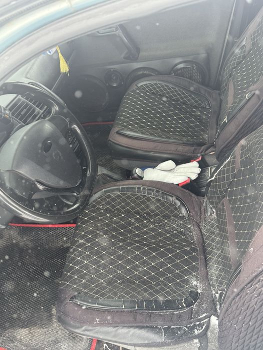 Продам машину  2212 хорошем состаяние