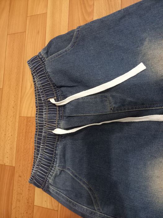 Джинсы для подростков