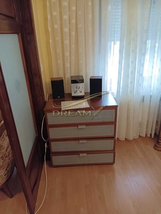 Етаж от къща под наем в кв. Център! 7866207