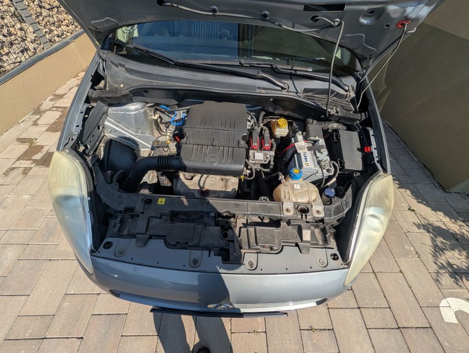 Fiat Grande  Punto 1.2 benzina 65cp 2007 primul proprietar in Romania