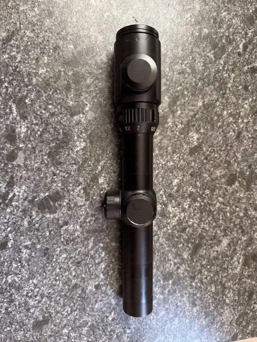 Luneta de goana Sutter