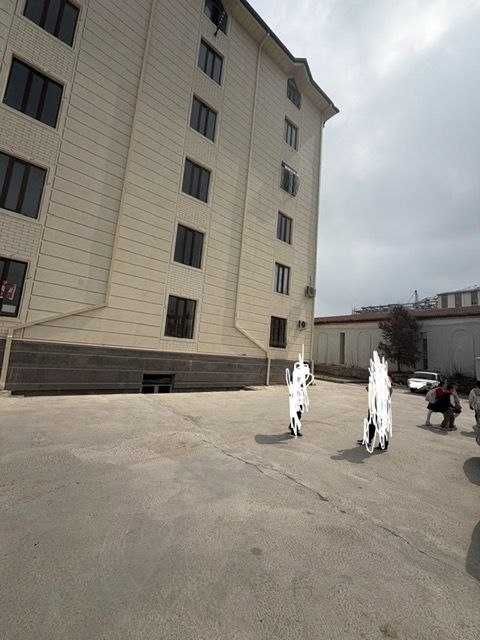 Ургут туманида кенг 2 хонали хонадон сотилади!