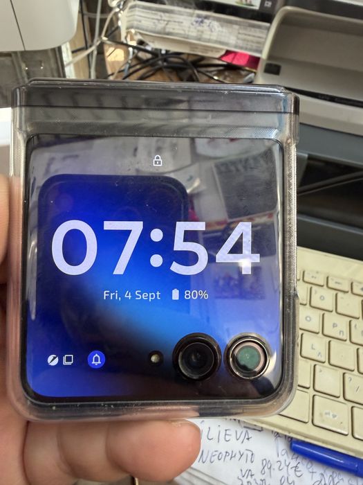 motorola razr ultra 40