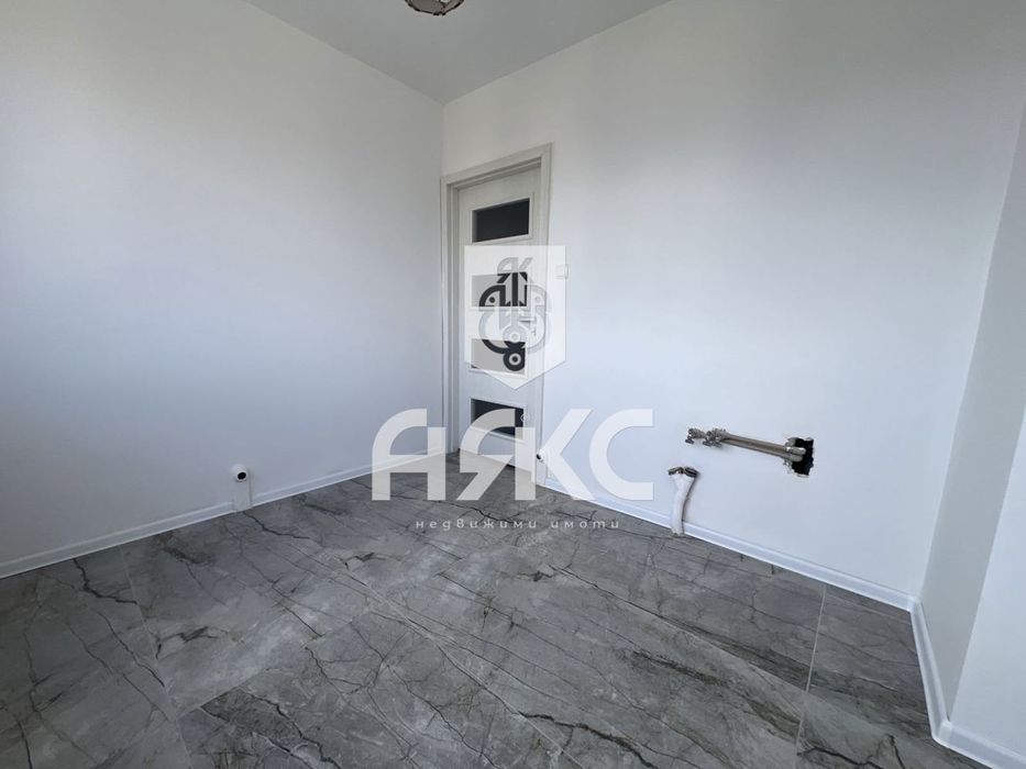 Продава се Двустаен апартамент в София, Връбница 1 - 43 кв.м за 1493 €/кв.м - Снимка #6