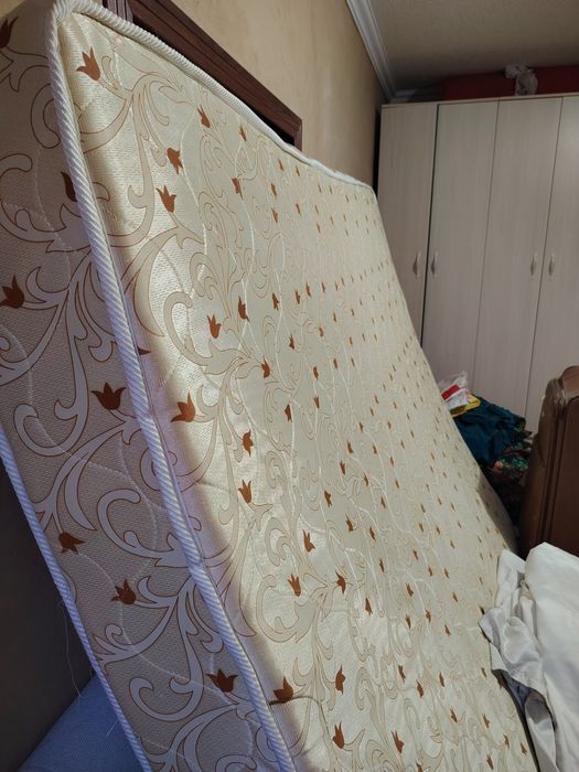 srochni matras sotiladi.180:220...800ming..