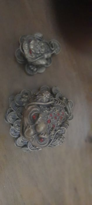 Лягушки.коллекционные.продам срочно недорого