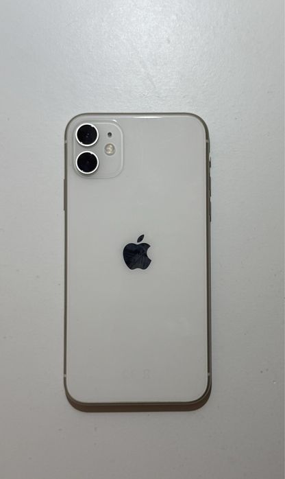 Vand Iphone 11 white