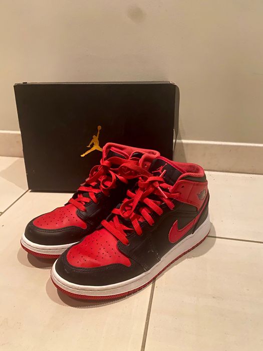 Nike Air  Jordan 1  Mid