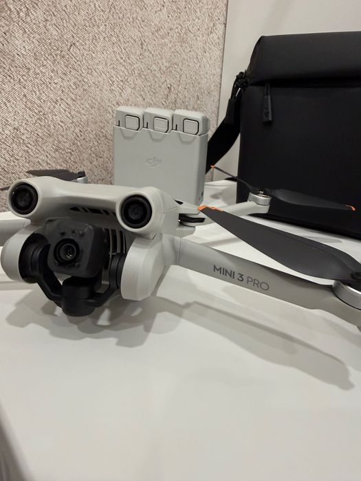 DJI Mini 3 Pro Fly More Combo (DJI RC)