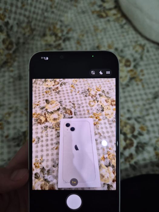 Айфон 13 сатылады