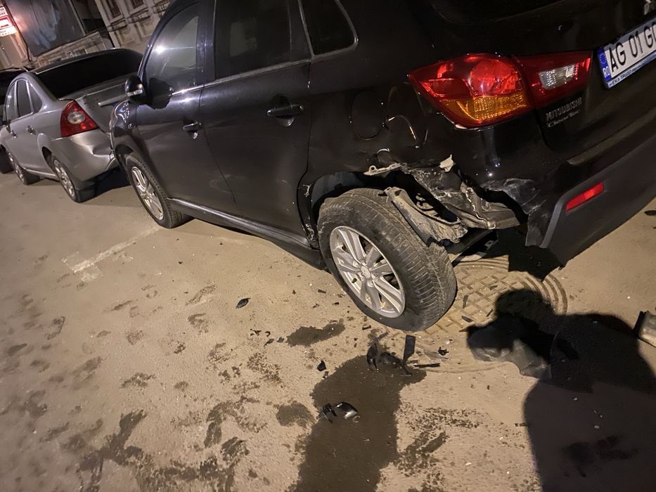 Vand mitsubishi asx 1.8 DI-D150 cp- 2011- Avariat