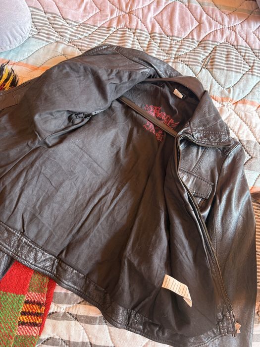 Дамско кожено яке