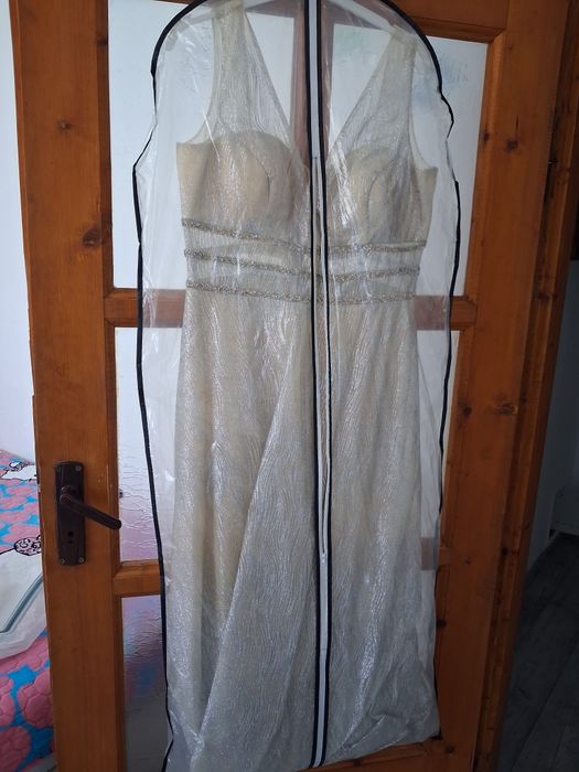 Rochii de seară făcută pe comandă