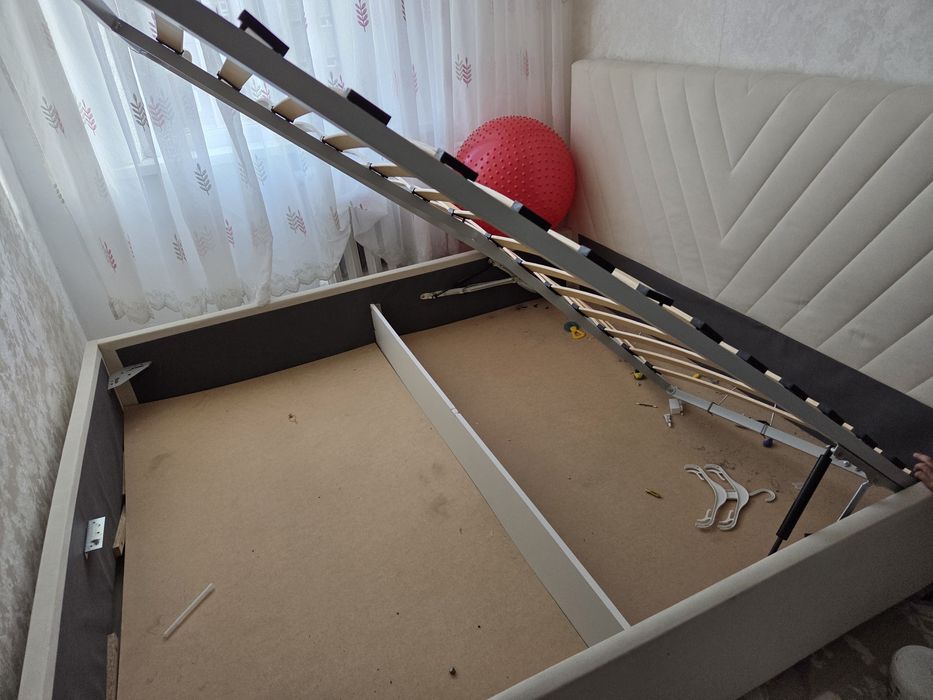 Продам кровать ИКЕА