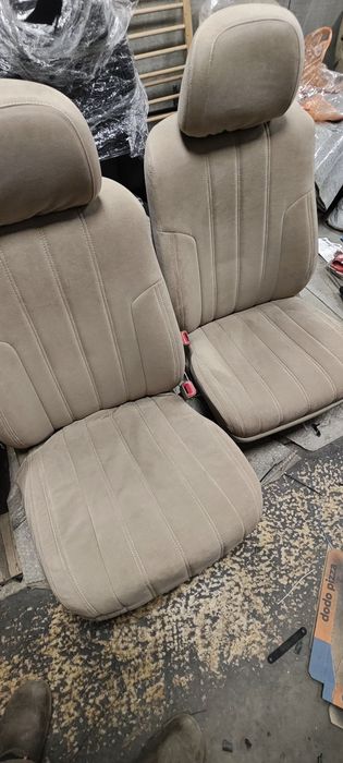 Сидения кожанные, электрические с подогревом от Land Cruiser 200