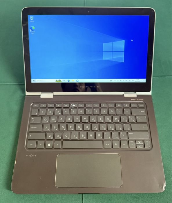 Ноутбук - планшет HP i5 6th gen