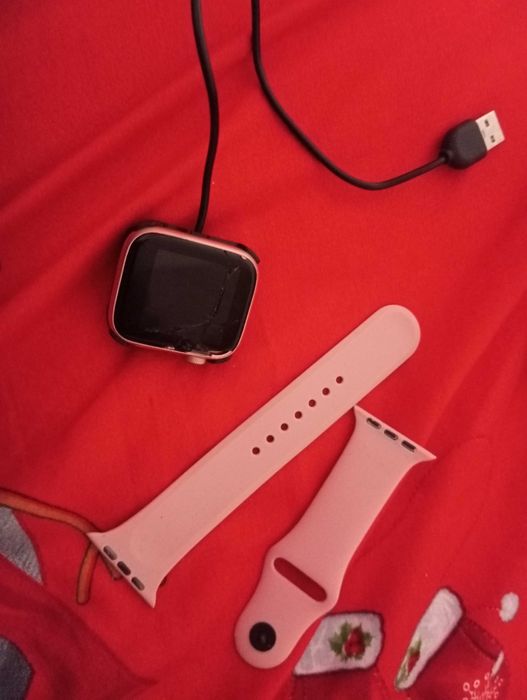 Vând Xiaomi Smart band 8 active