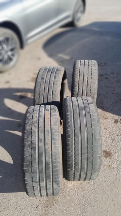 Шины  продам 225/45R17